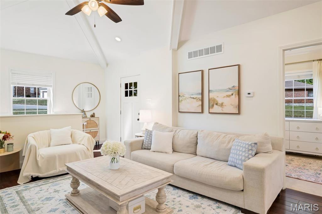 404 Cannonbury Drive