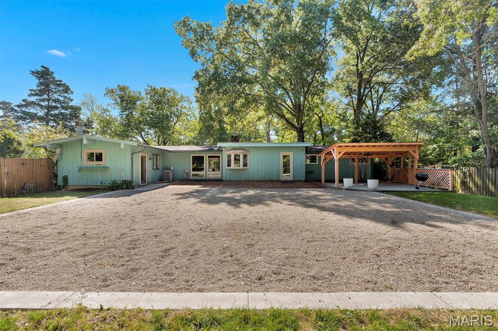 161 Horseshoe Drive