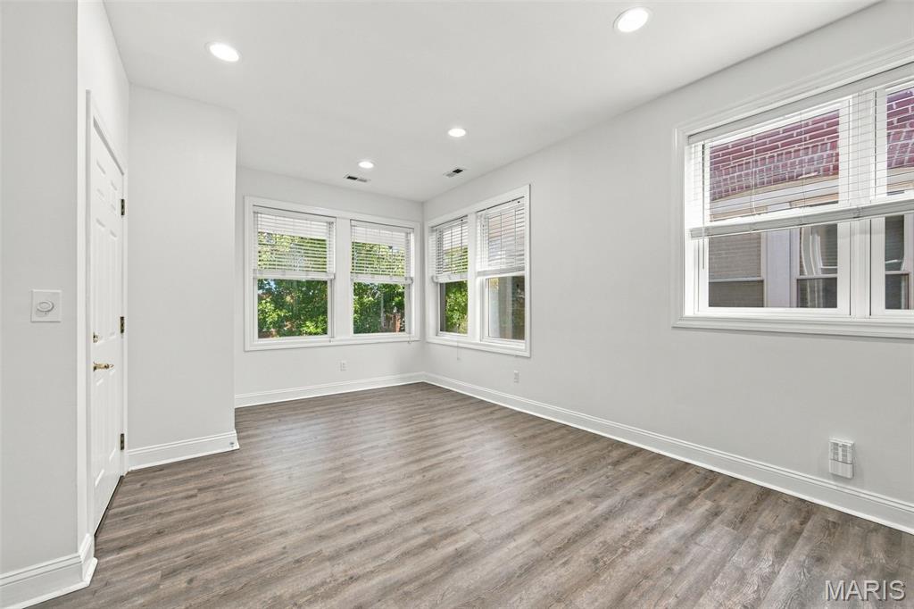 6416 Alamo Avenue Unit: 2E