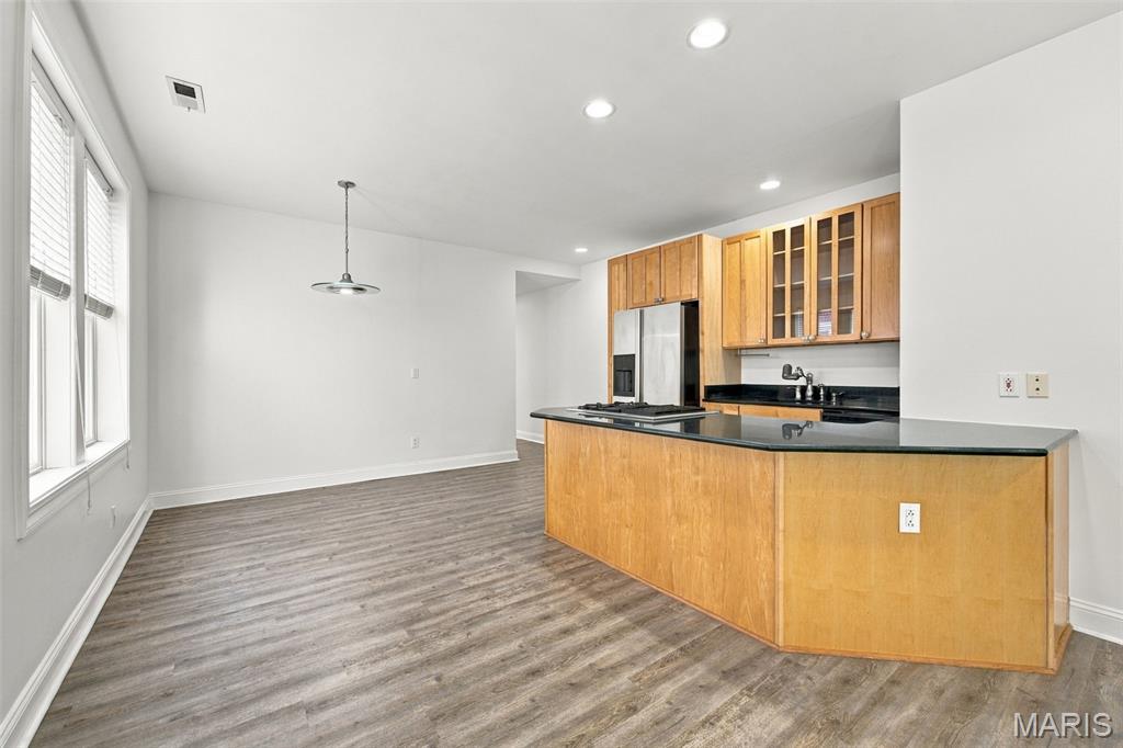 6416 Alamo Avenue Unit: 2E