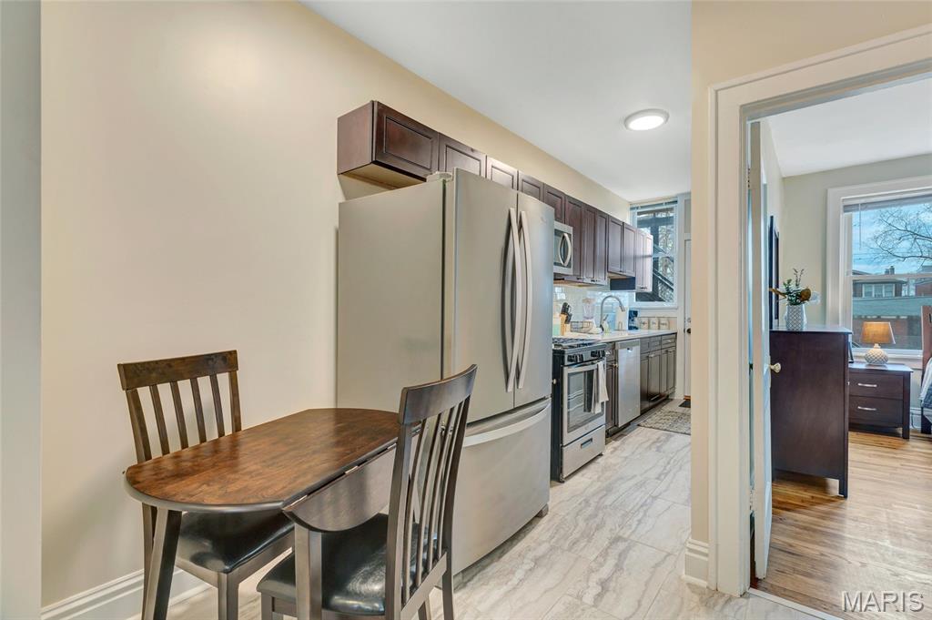 4955 Magnolia Avenue Unit: 2E