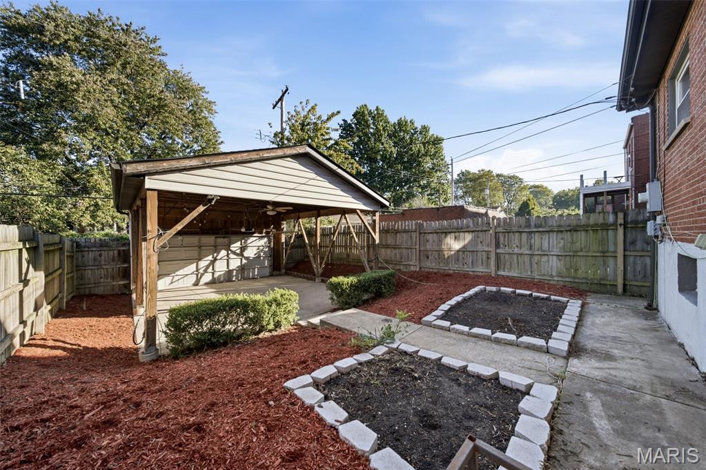 3961 Botanical Avenue