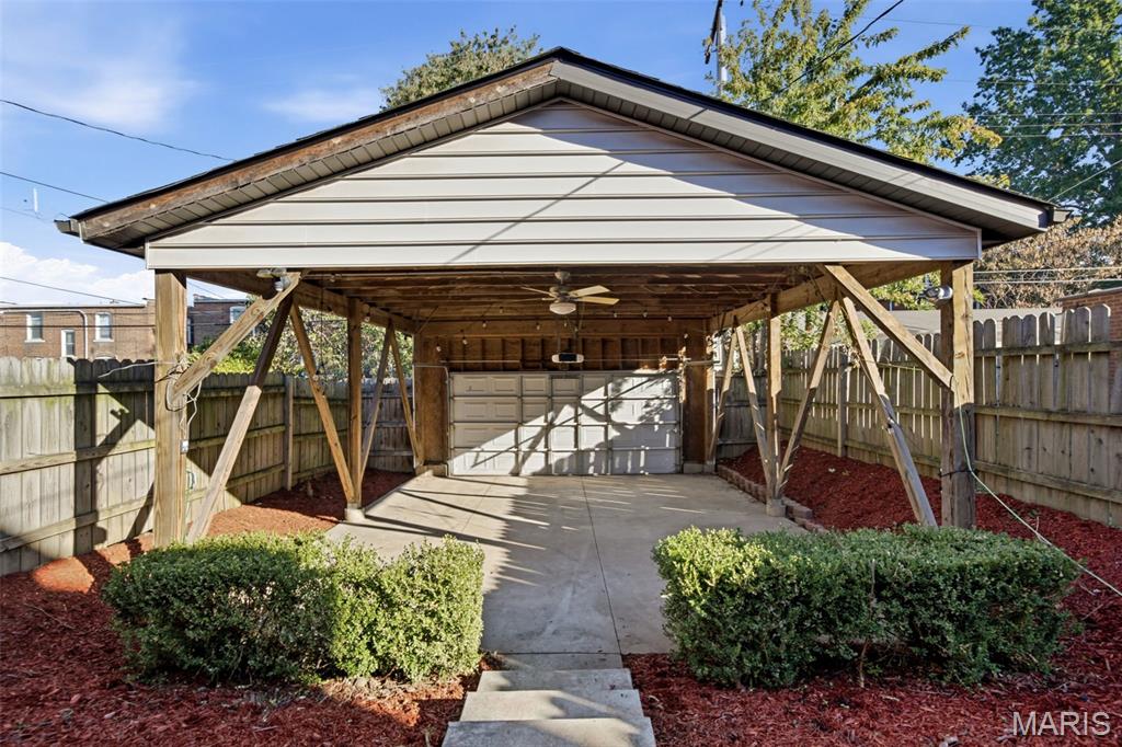 3961 Botanical Avenue