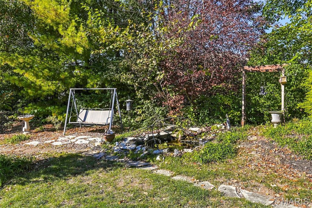 610 Royal Pine Court