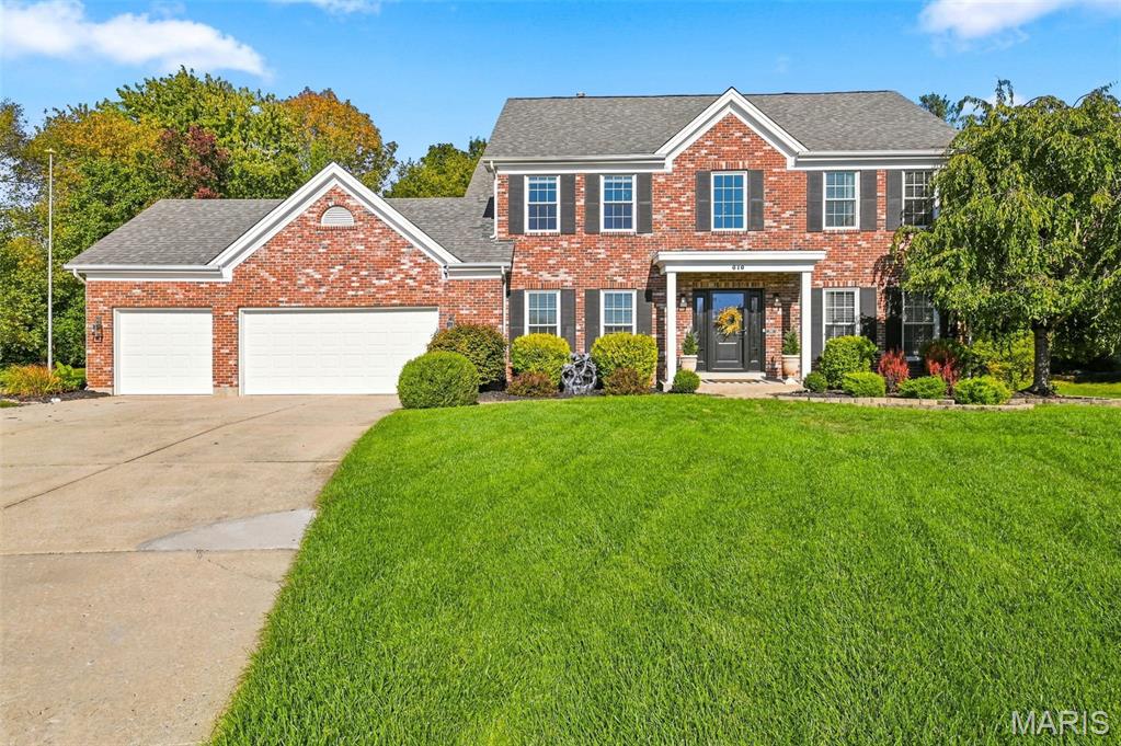610 Royal Pine Court