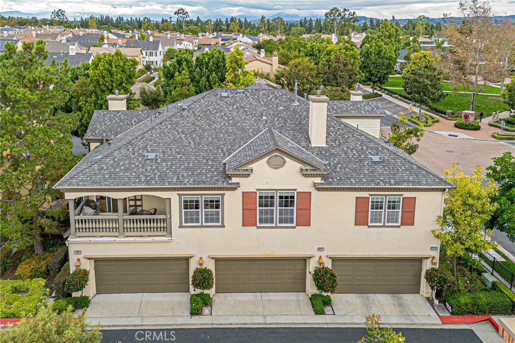 15229 Columbus Square