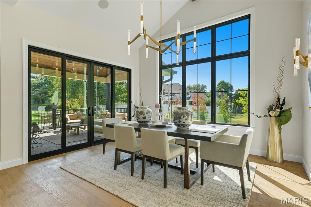 1131 Enclave Court