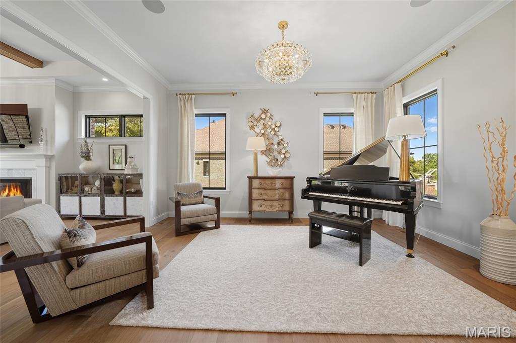 1131 Enclave Court
