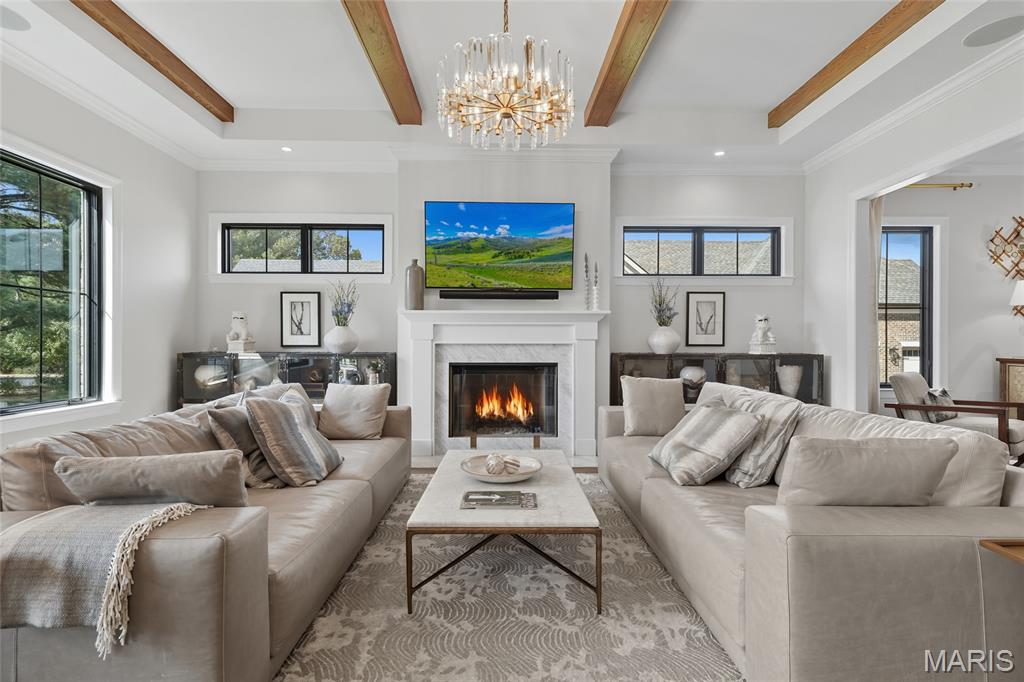 1131 Enclave Court