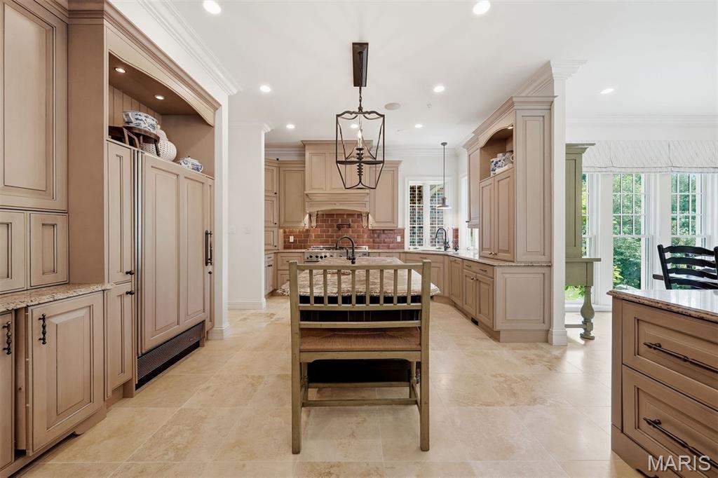 14 Brookwood Road