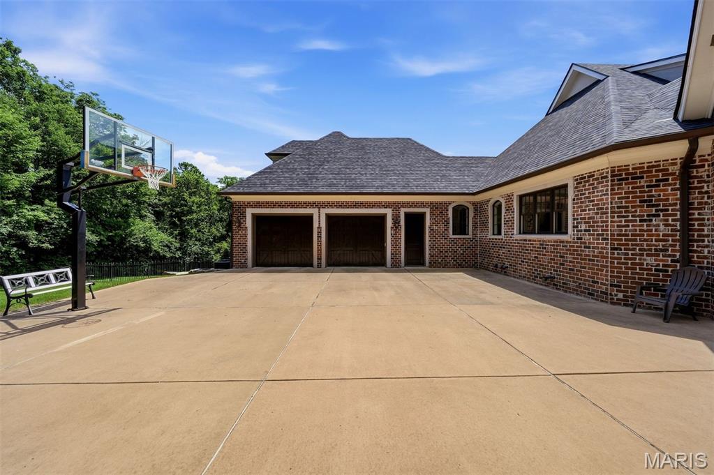 14 Brookwood Road