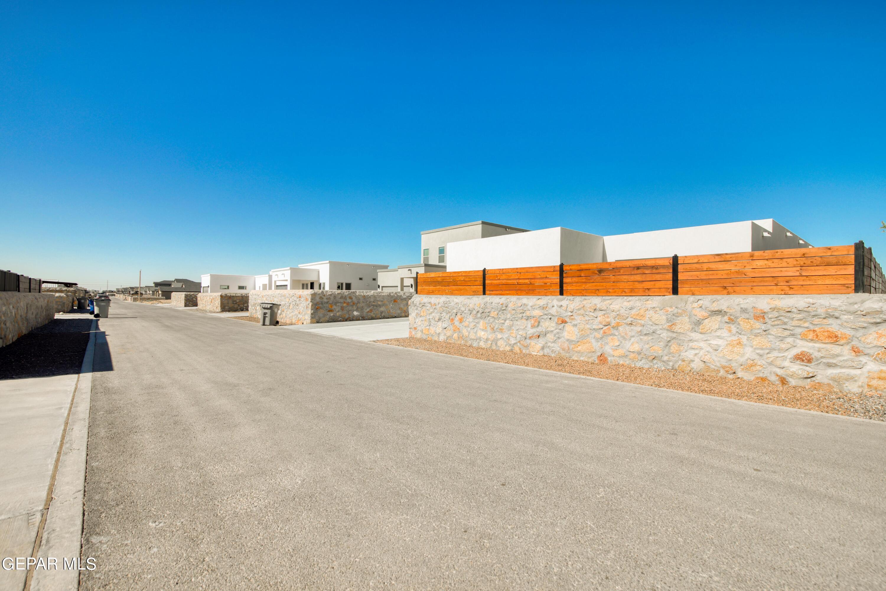 2524 Sammy Cervantes Street