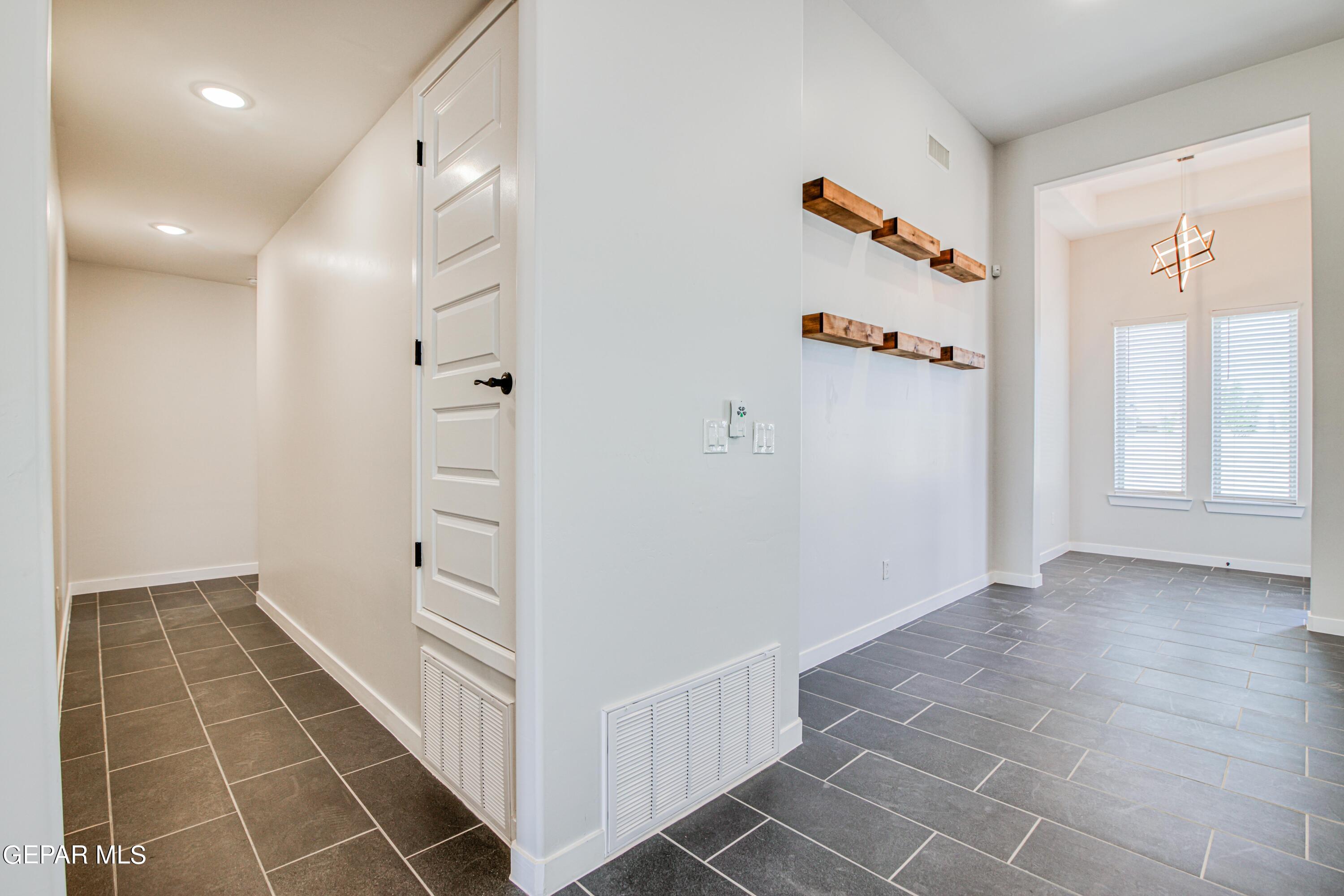 2524 Sammy Cervantes Street