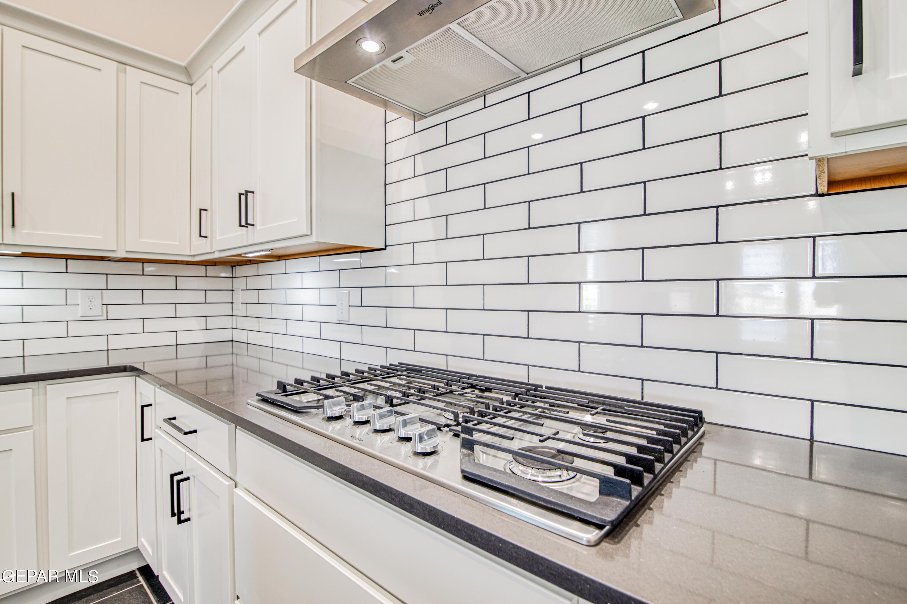 2524 Sammy Cervantes Street