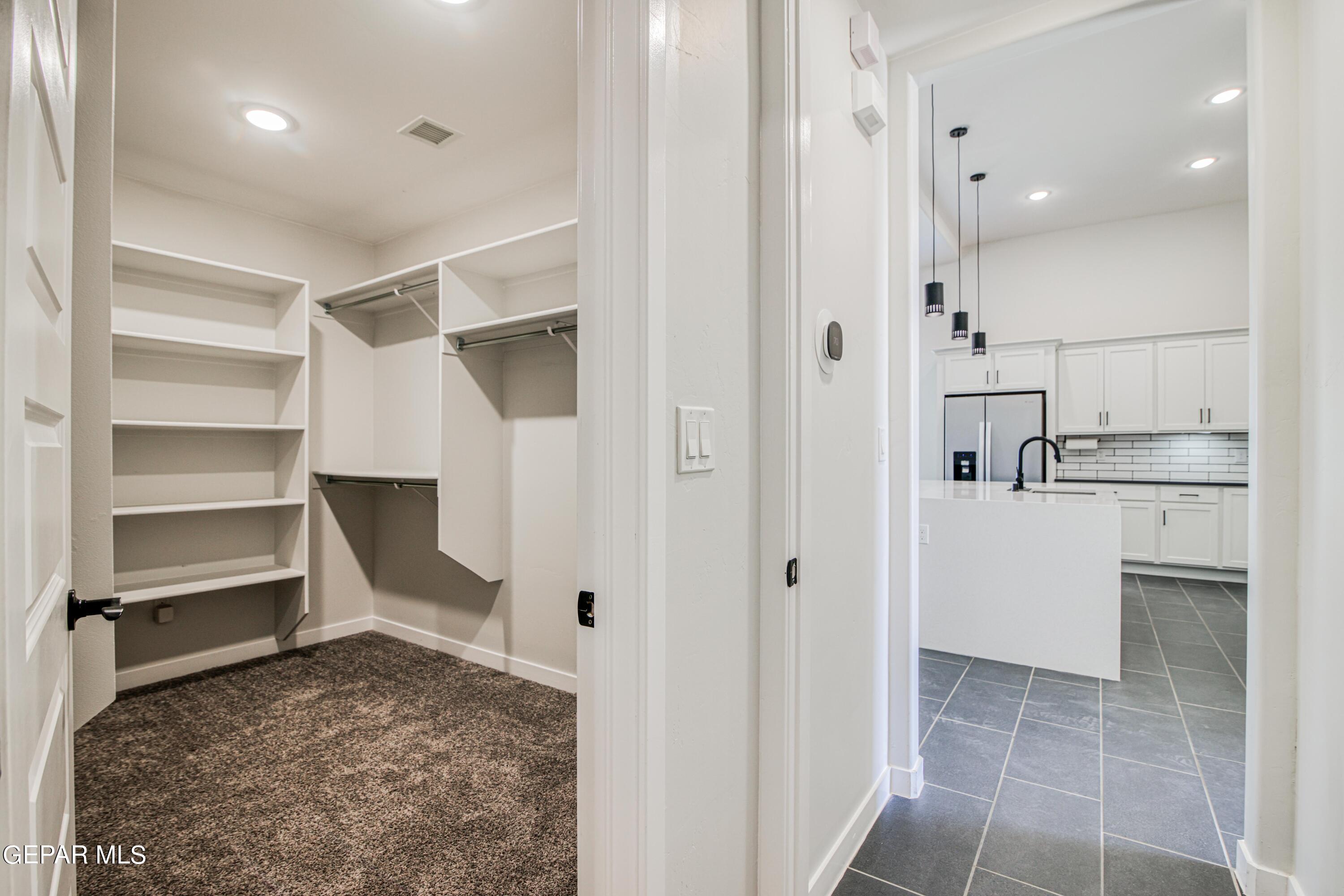 2524 Sammy Cervantes Street