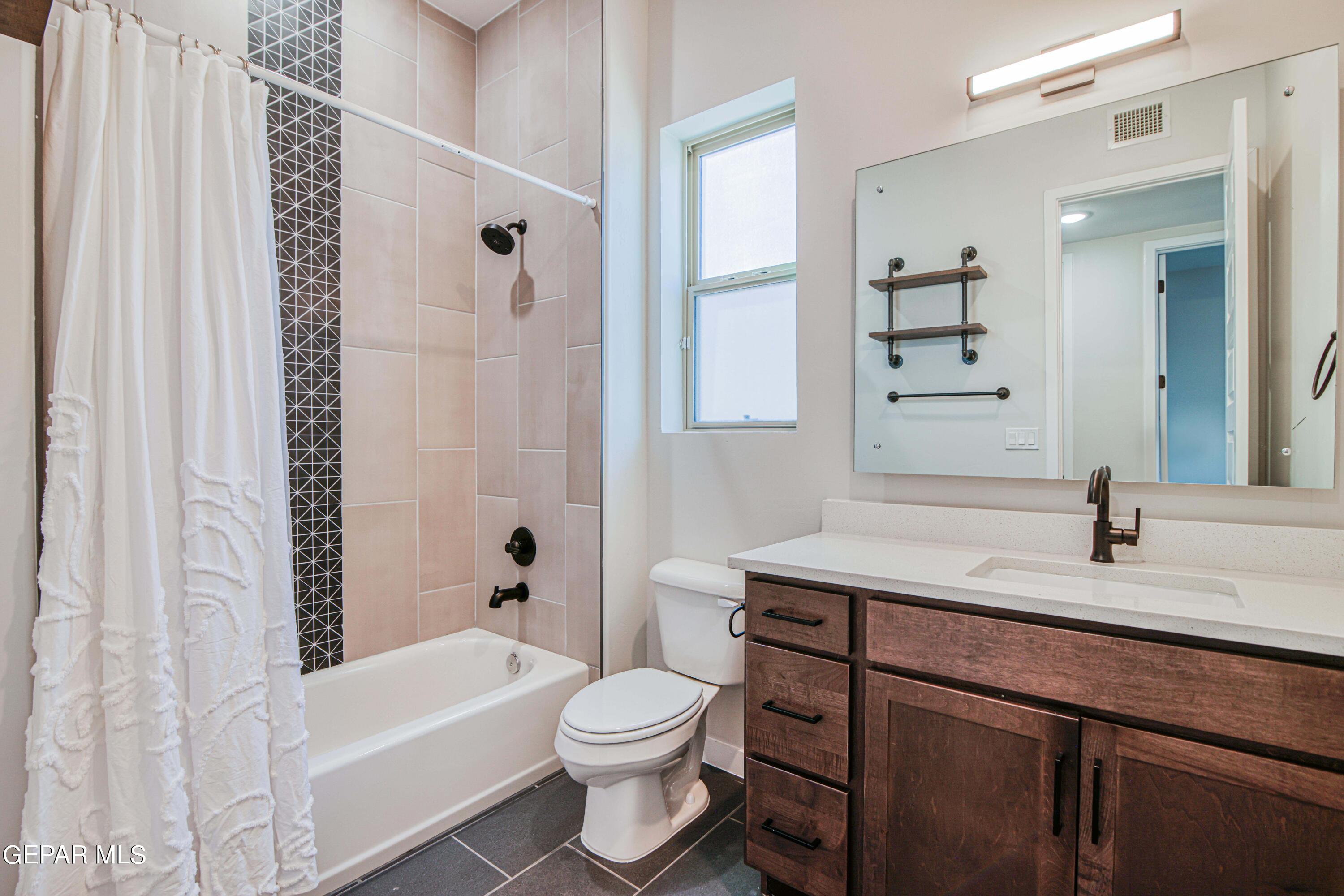 2524 Sammy Cervantes Street