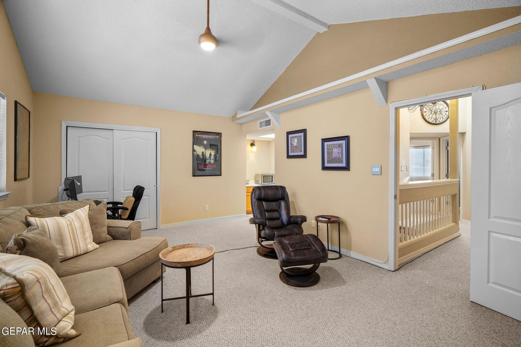 4233 Loma Taurina Drive