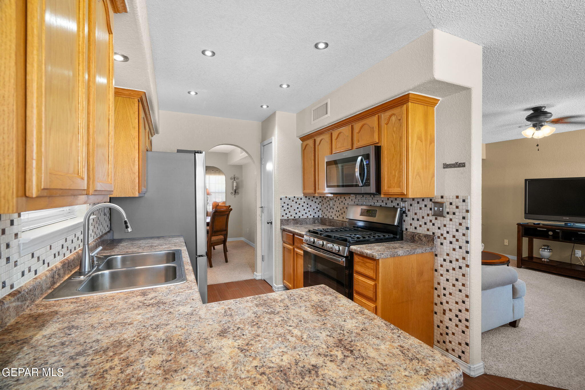 4233 Loma Taurina Drive