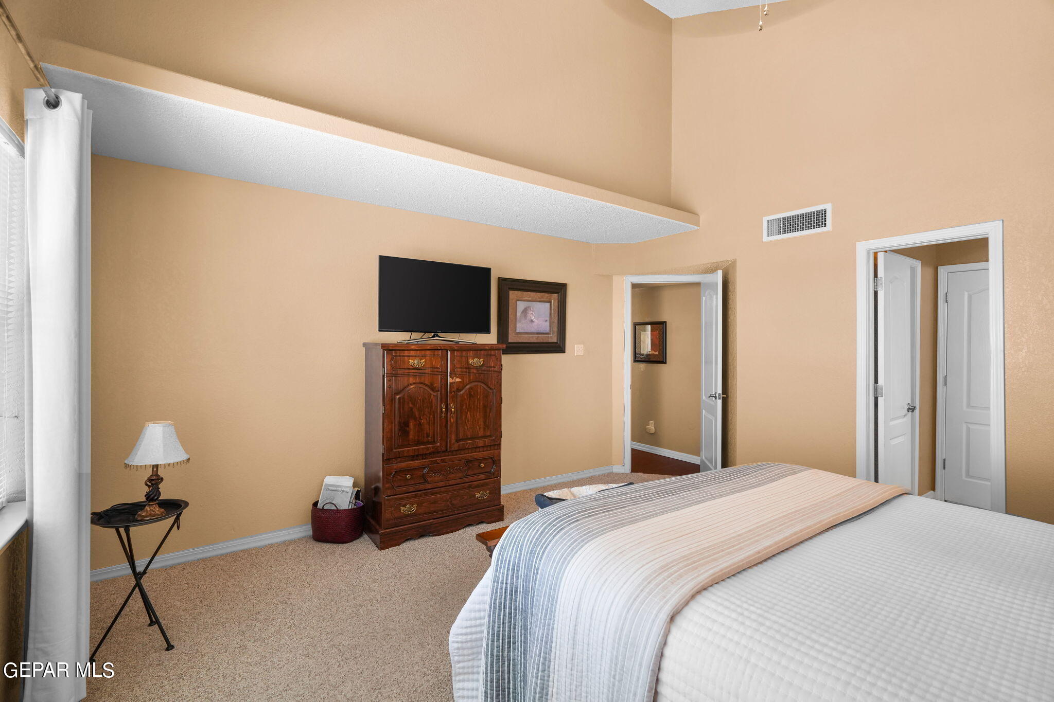 4233 Loma Taurina Drive