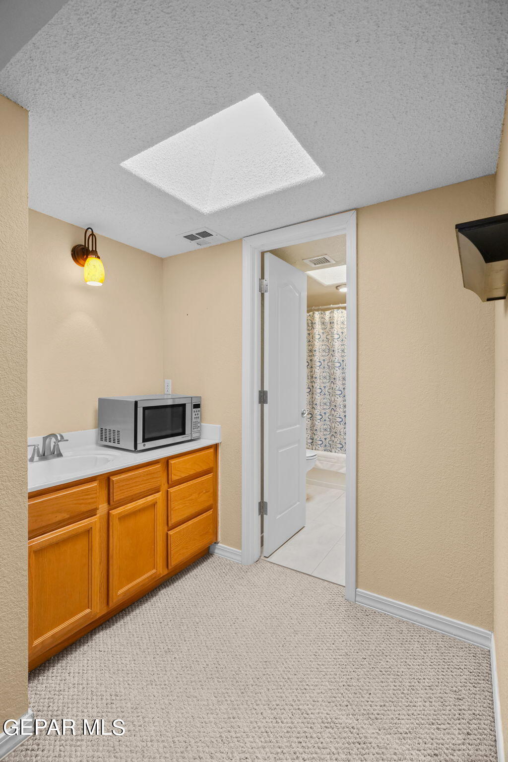 4233 Loma Taurina Drive