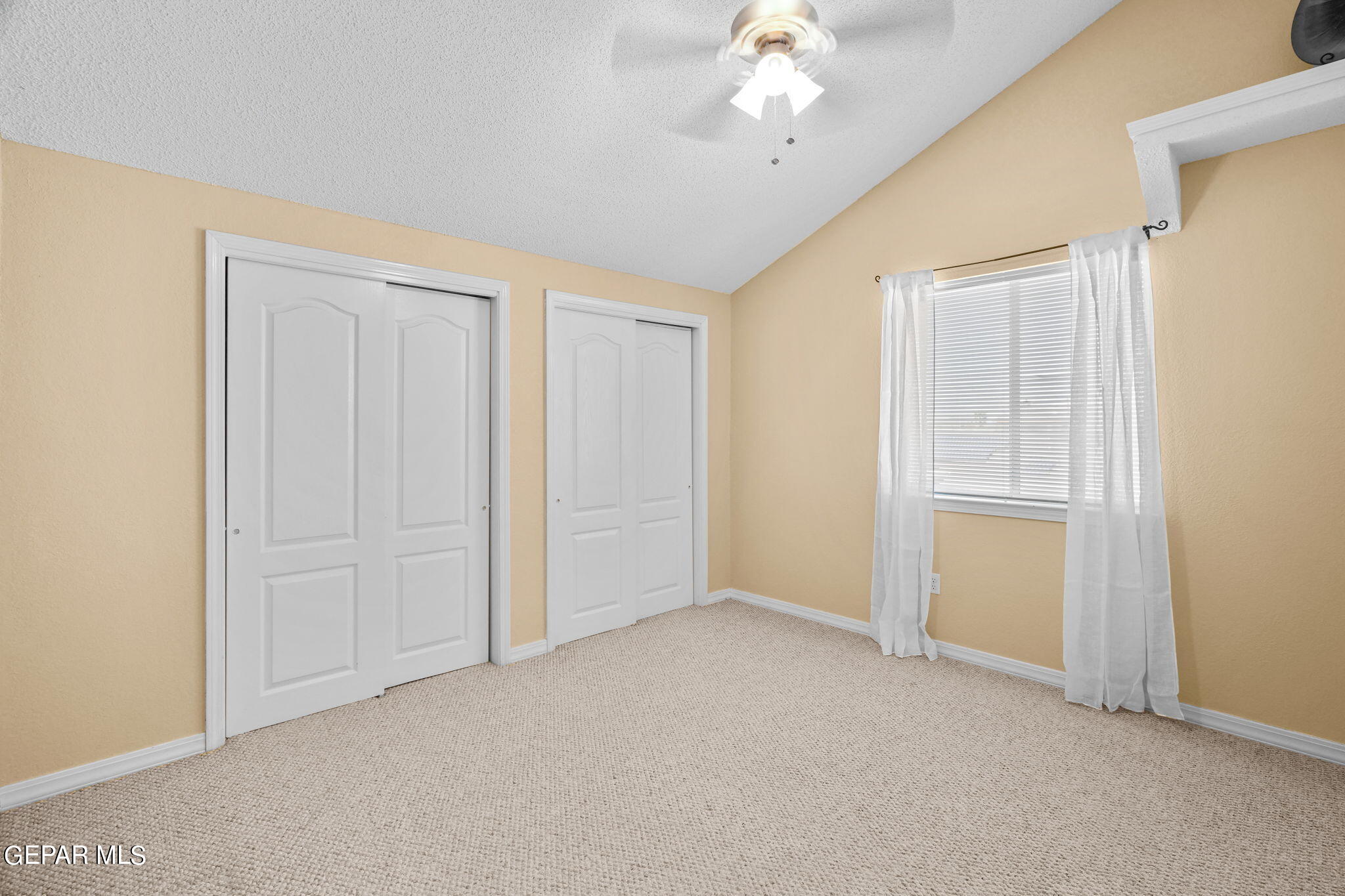 4233 Loma Taurina Drive