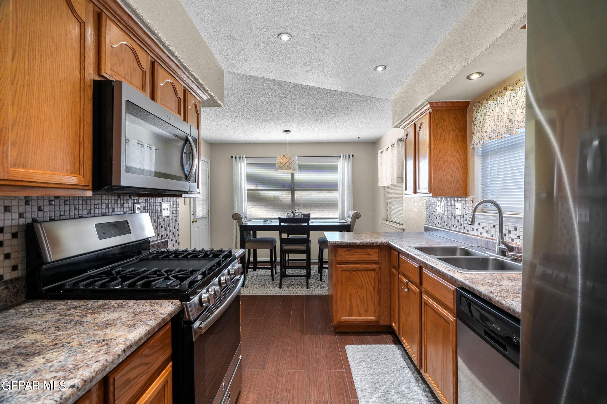 4233 Loma Taurina Drive