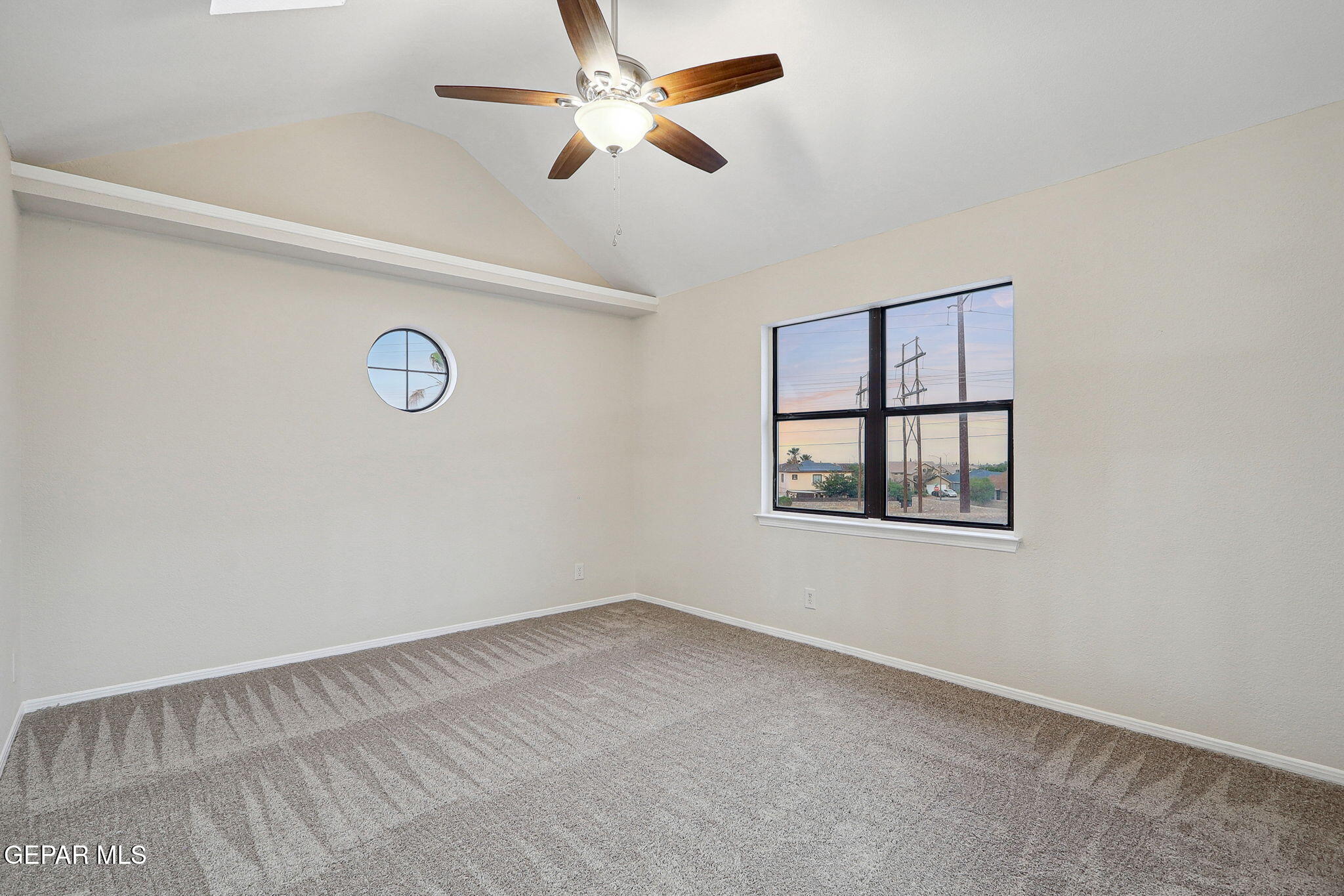 4756 LOMA DE COLOR Drive