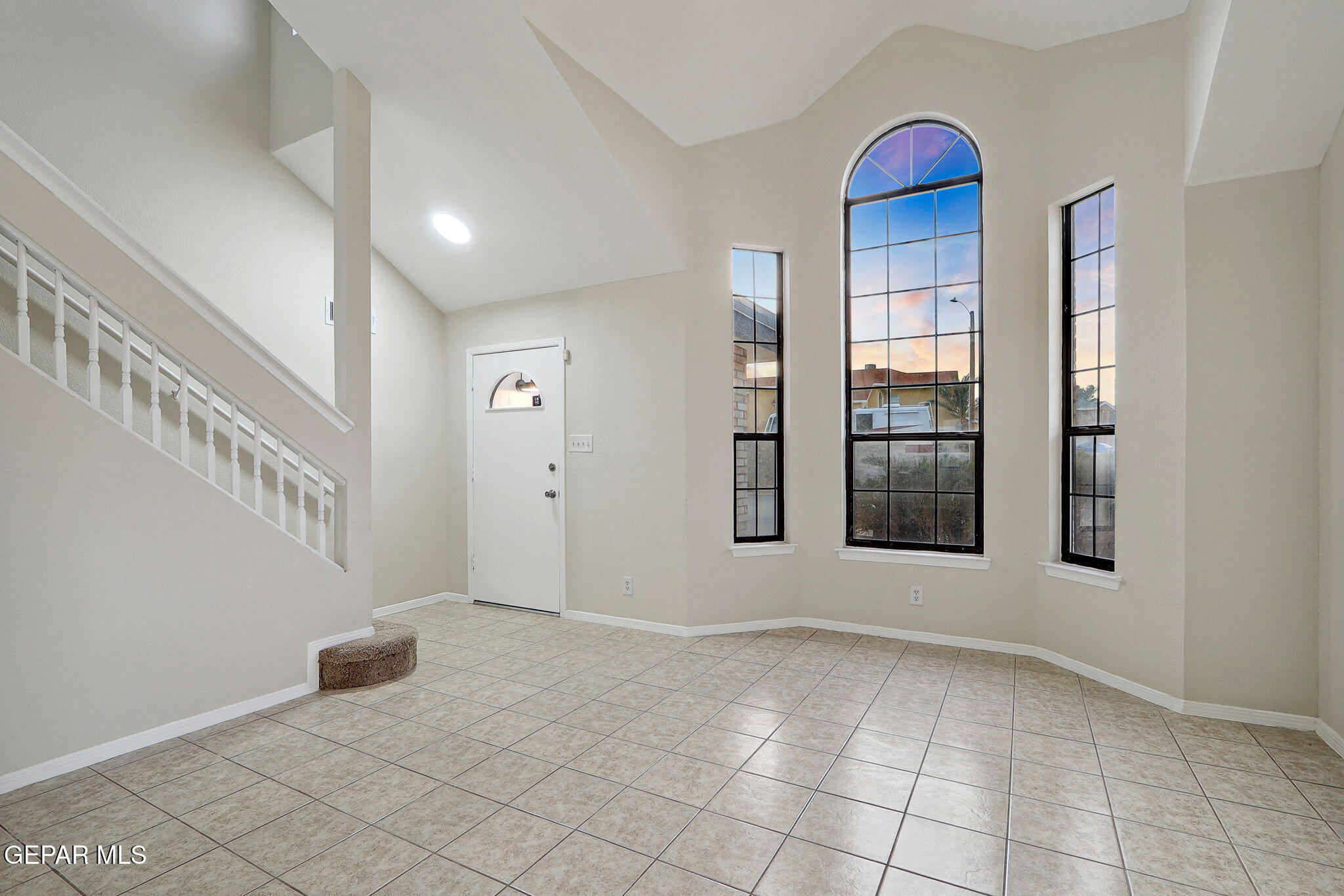 4756 LOMA DE COLOR Drive