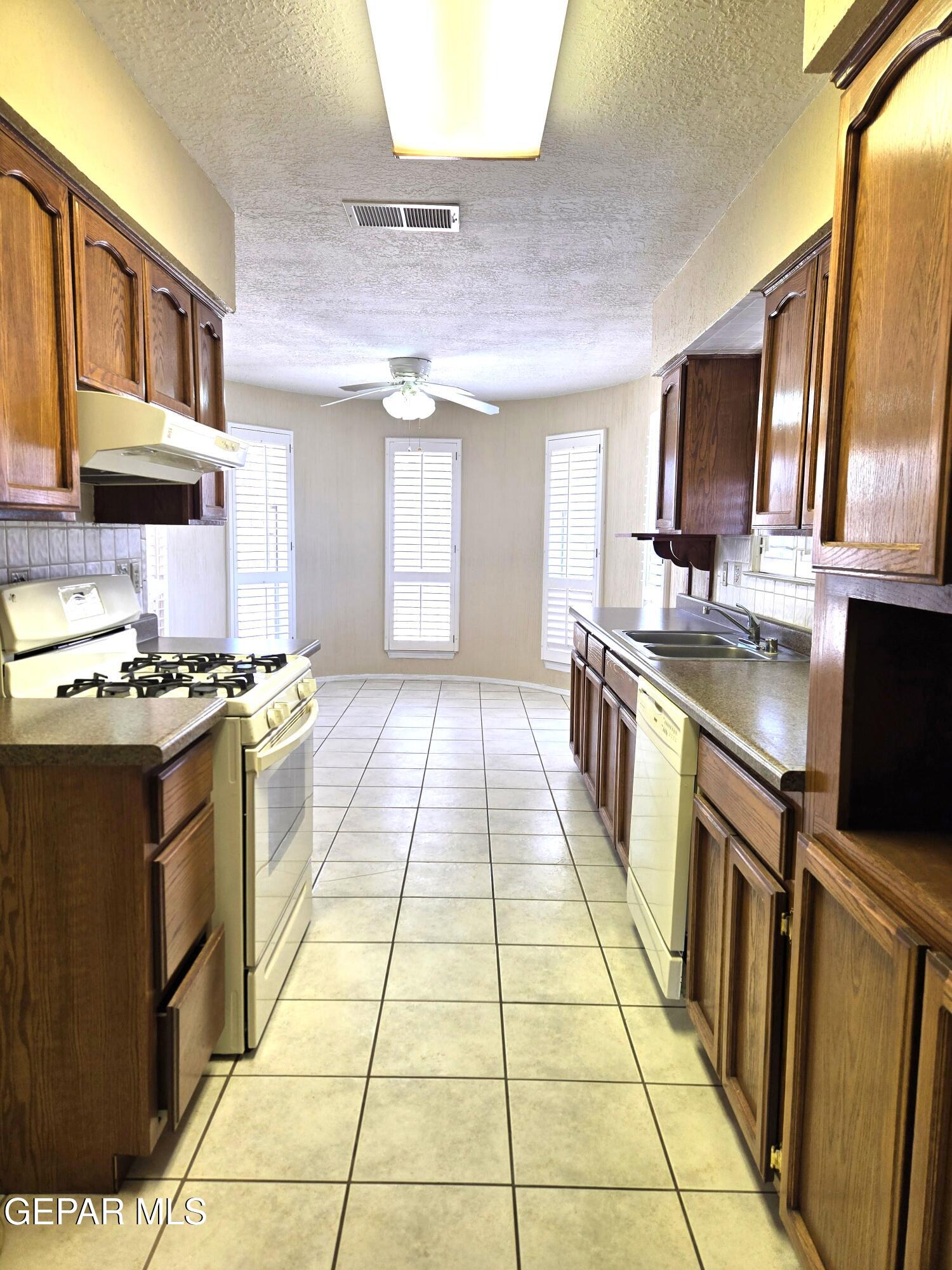 10537 Ashridge Drive