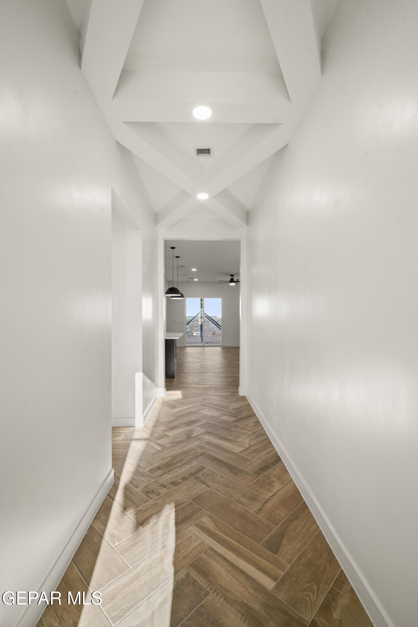 13913 Summer Wave Avenue