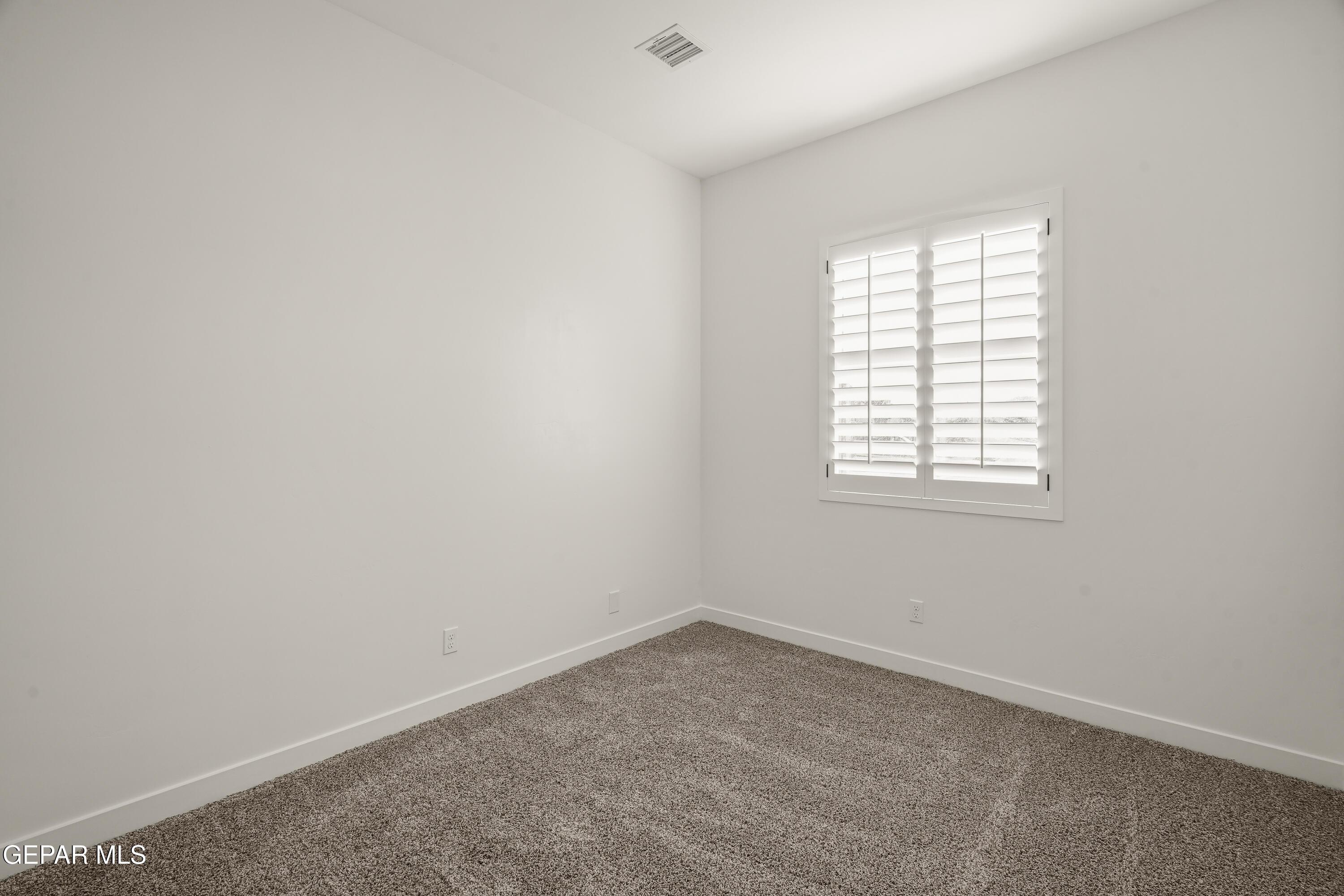 13913 Summer Wave Avenue