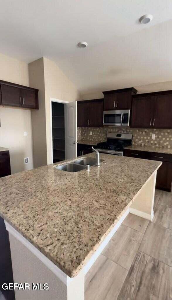 293 Glenlivet Way