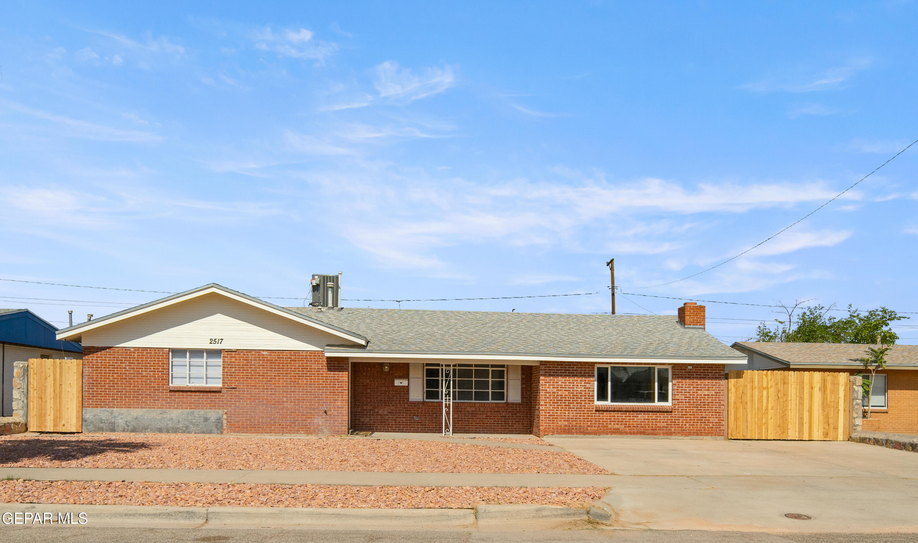 2517 Fir Street