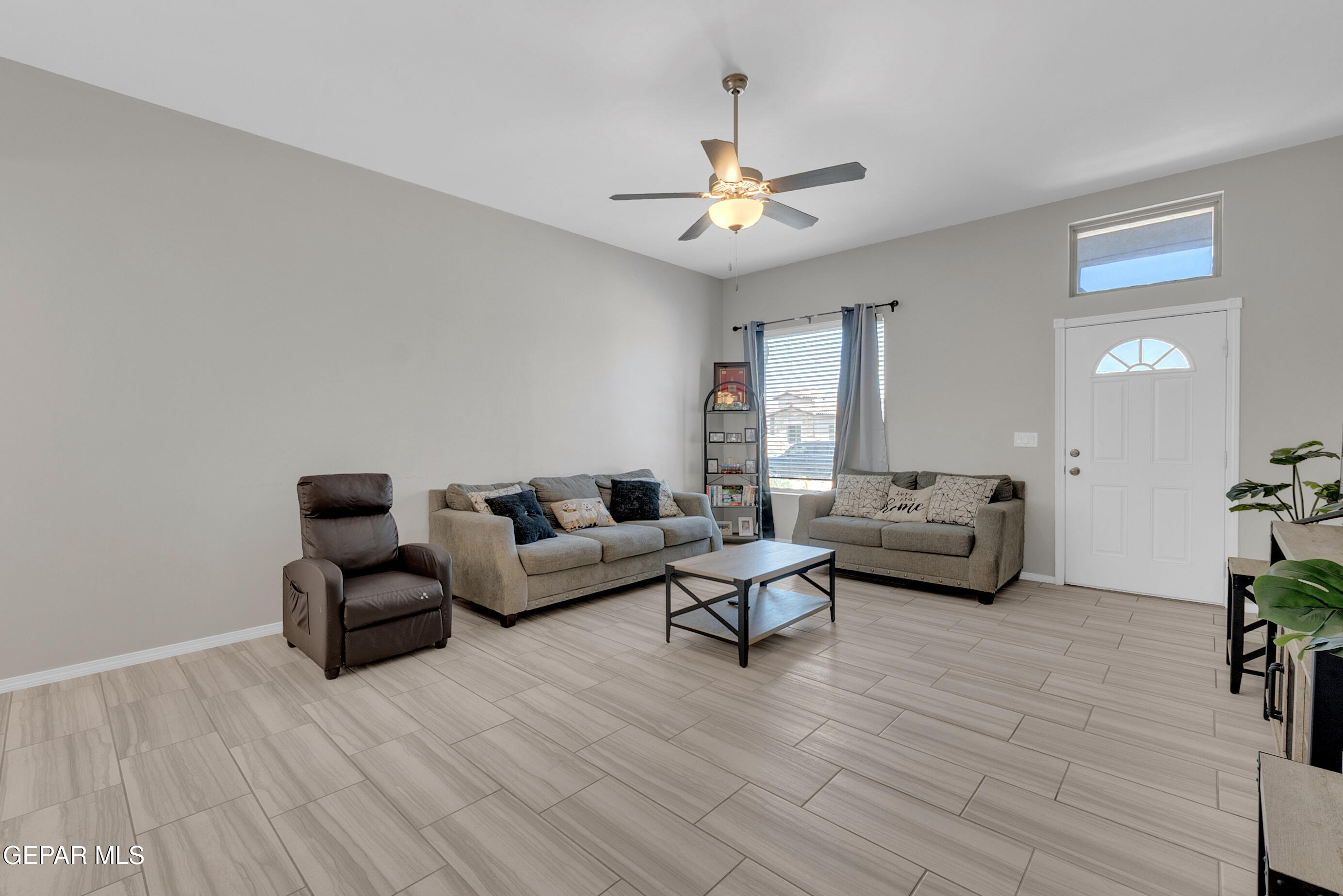 13828 Summer Story Avenue
