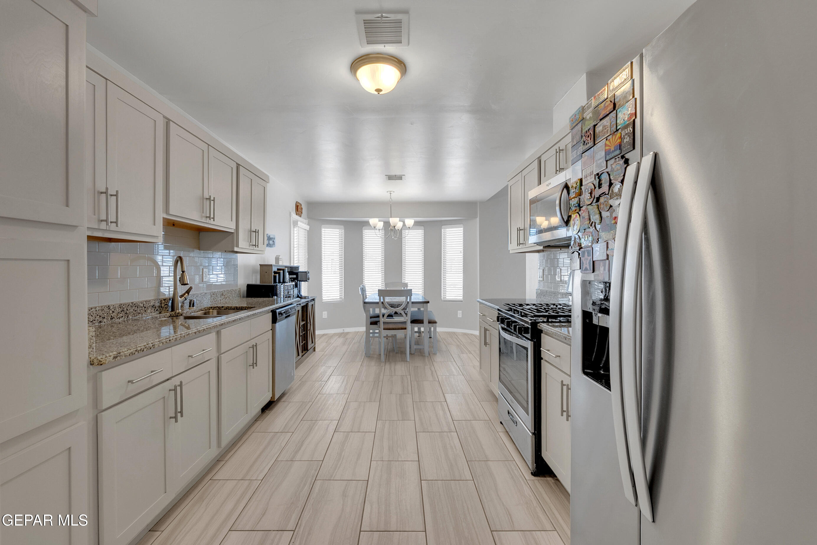 13828 Summer Story Avenue