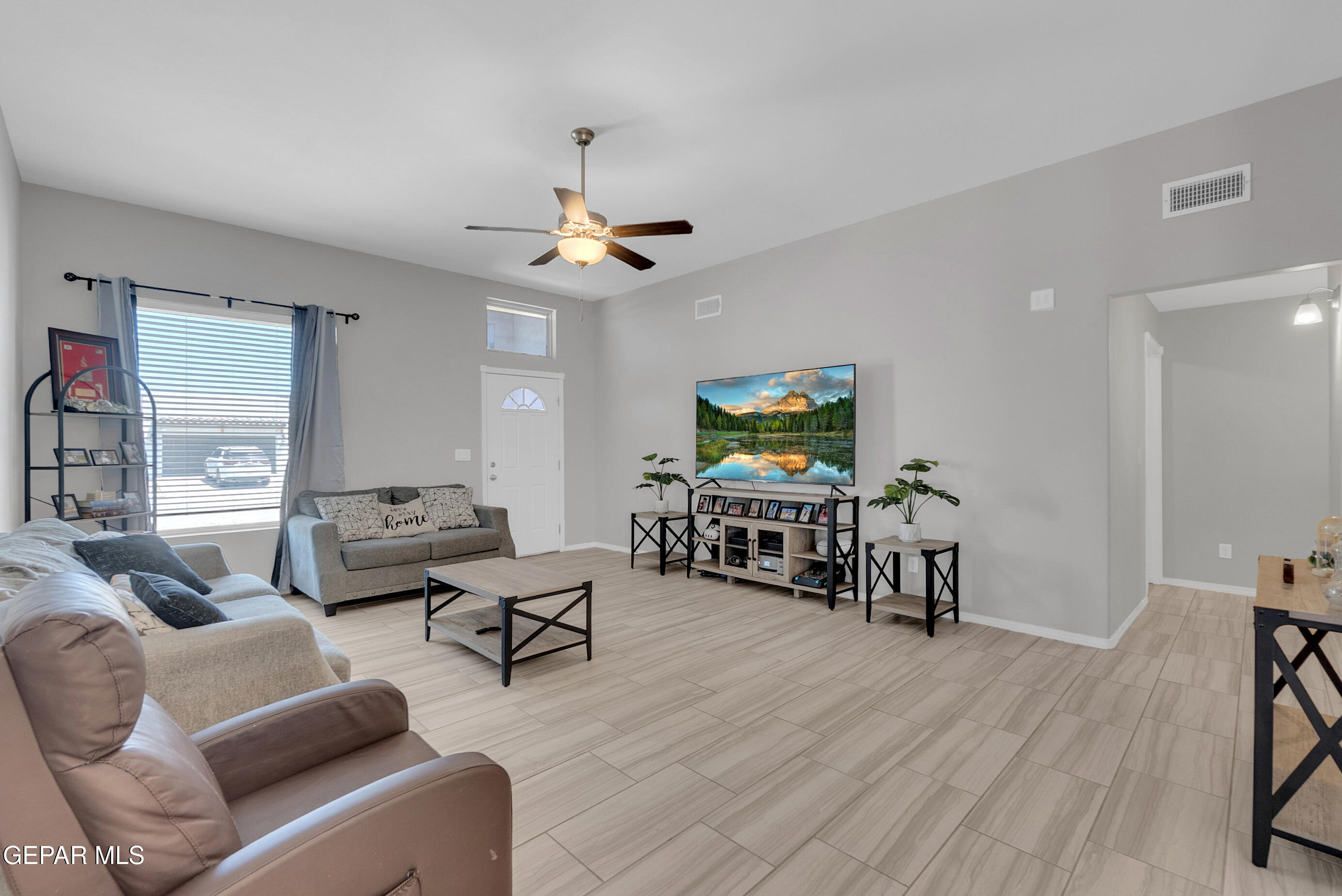 13828 Summer Story Avenue
