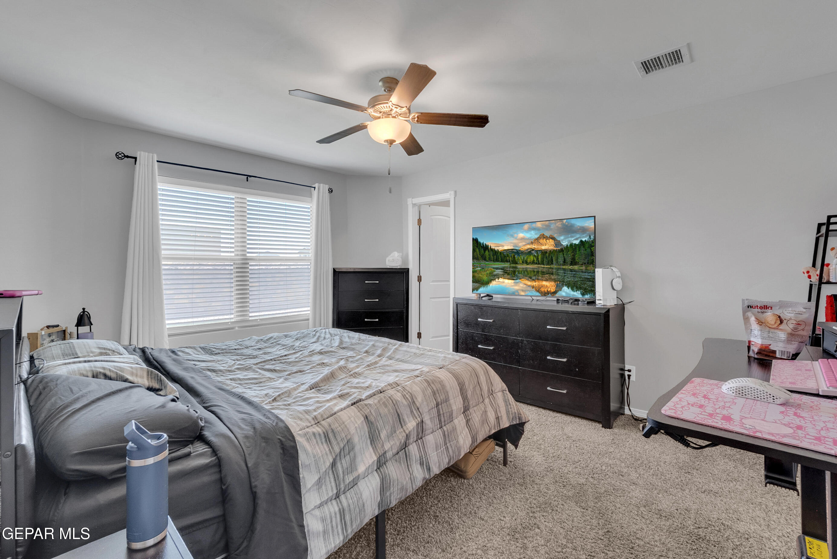 13828 Summer Story Avenue