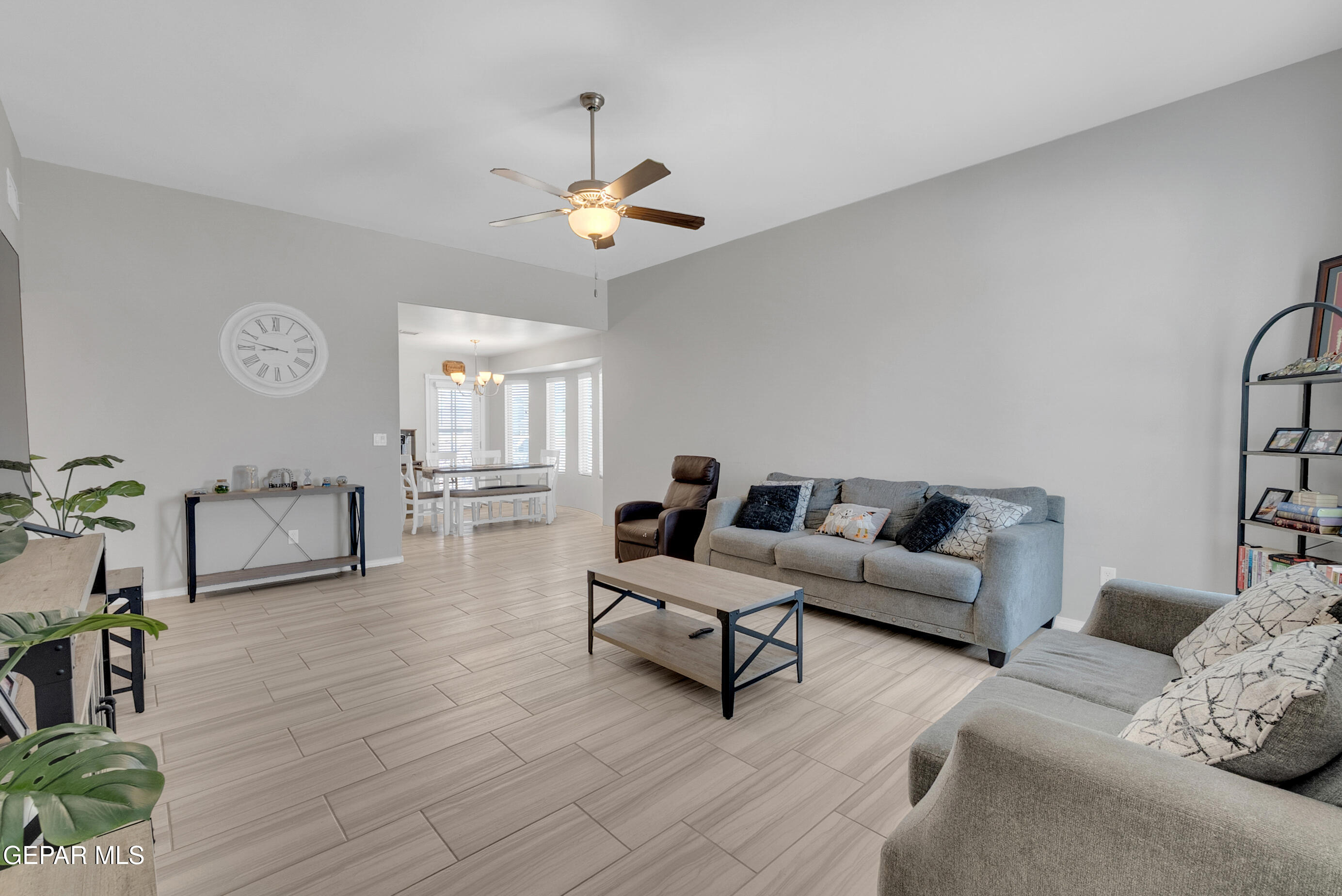 13828 Summer Story Avenue