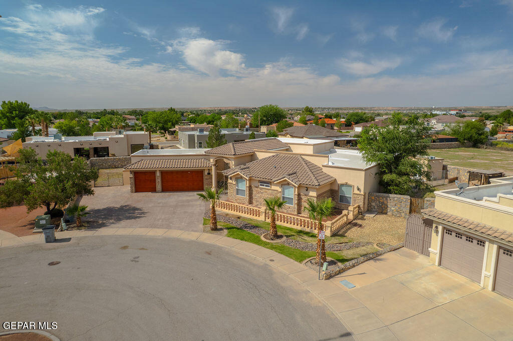 5929 Valley Road Road