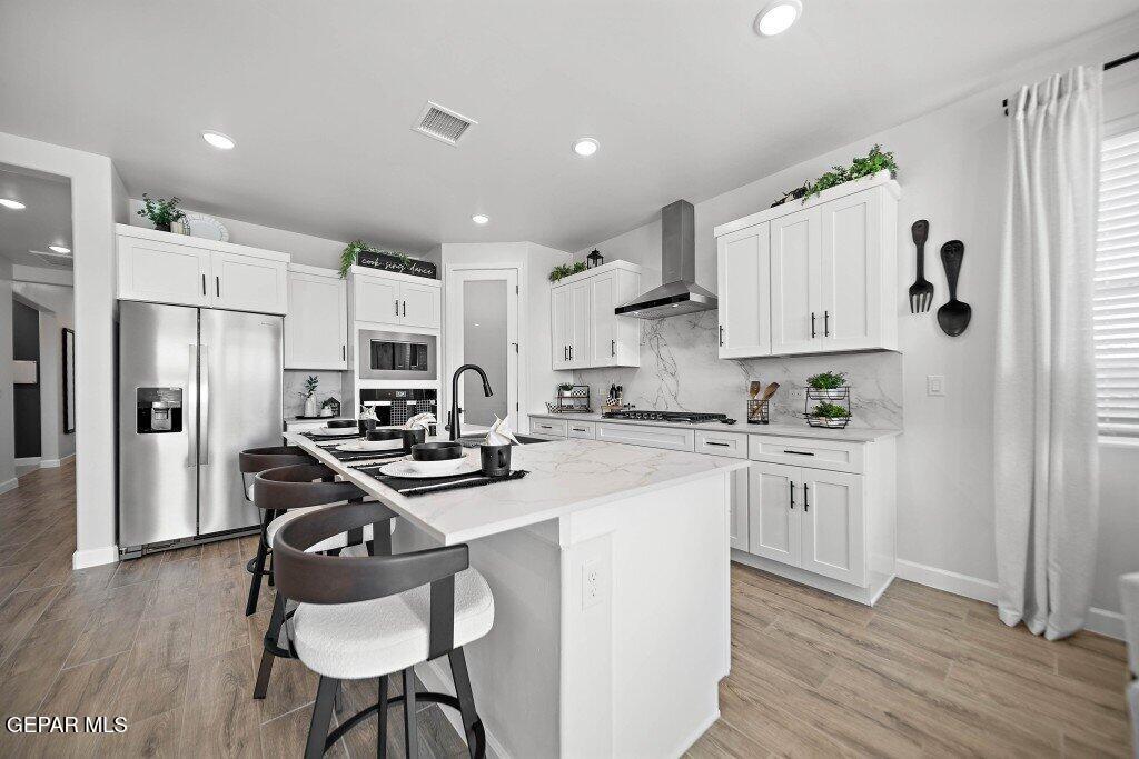 13864 Carolina Ponce Avenue