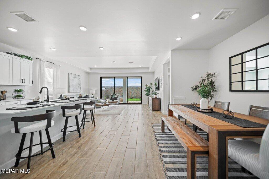 13864 Carolina Ponce Avenue