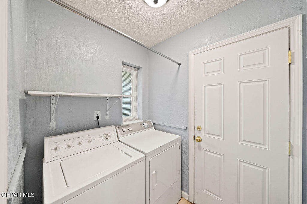3425 CLEARVIEW Lane