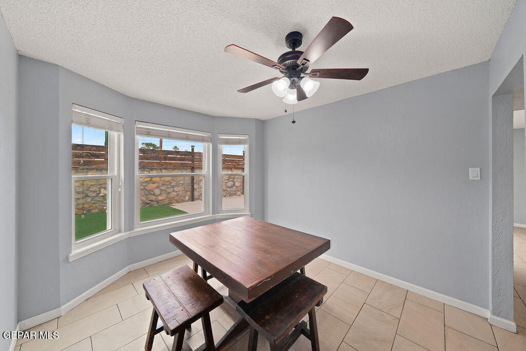 3425 CLEARVIEW Lane