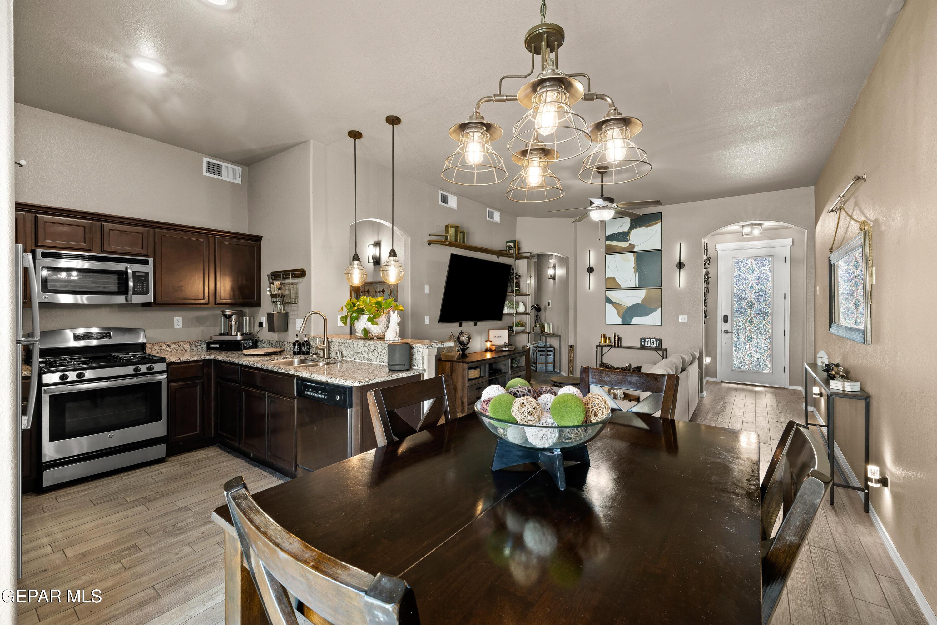 3725 LOMA DANTE Drive, El Paso