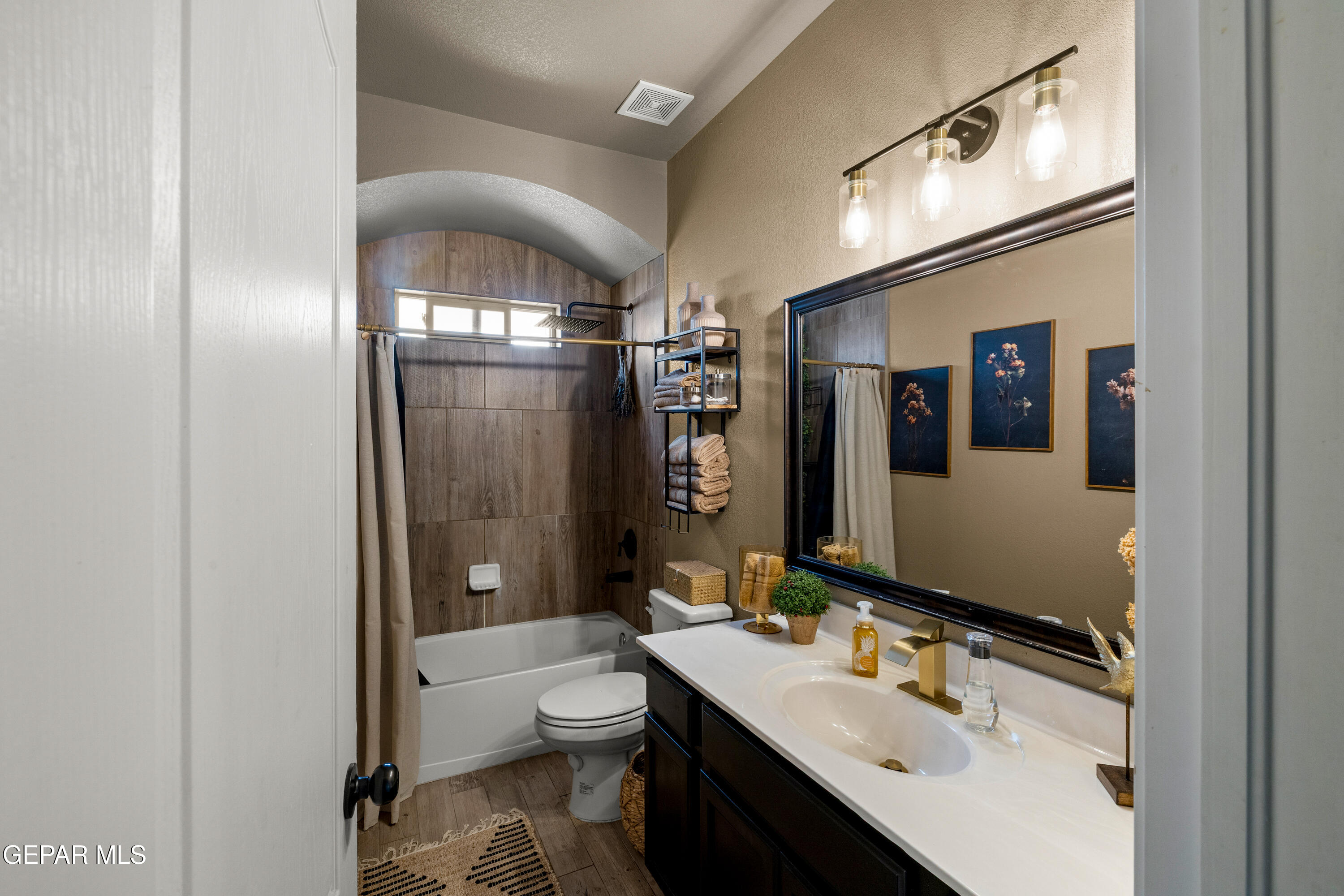3725 LOMA DANTE Drive, El Paso