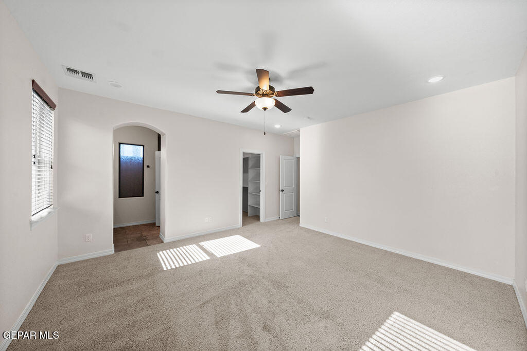 13566 Hazelwood Street