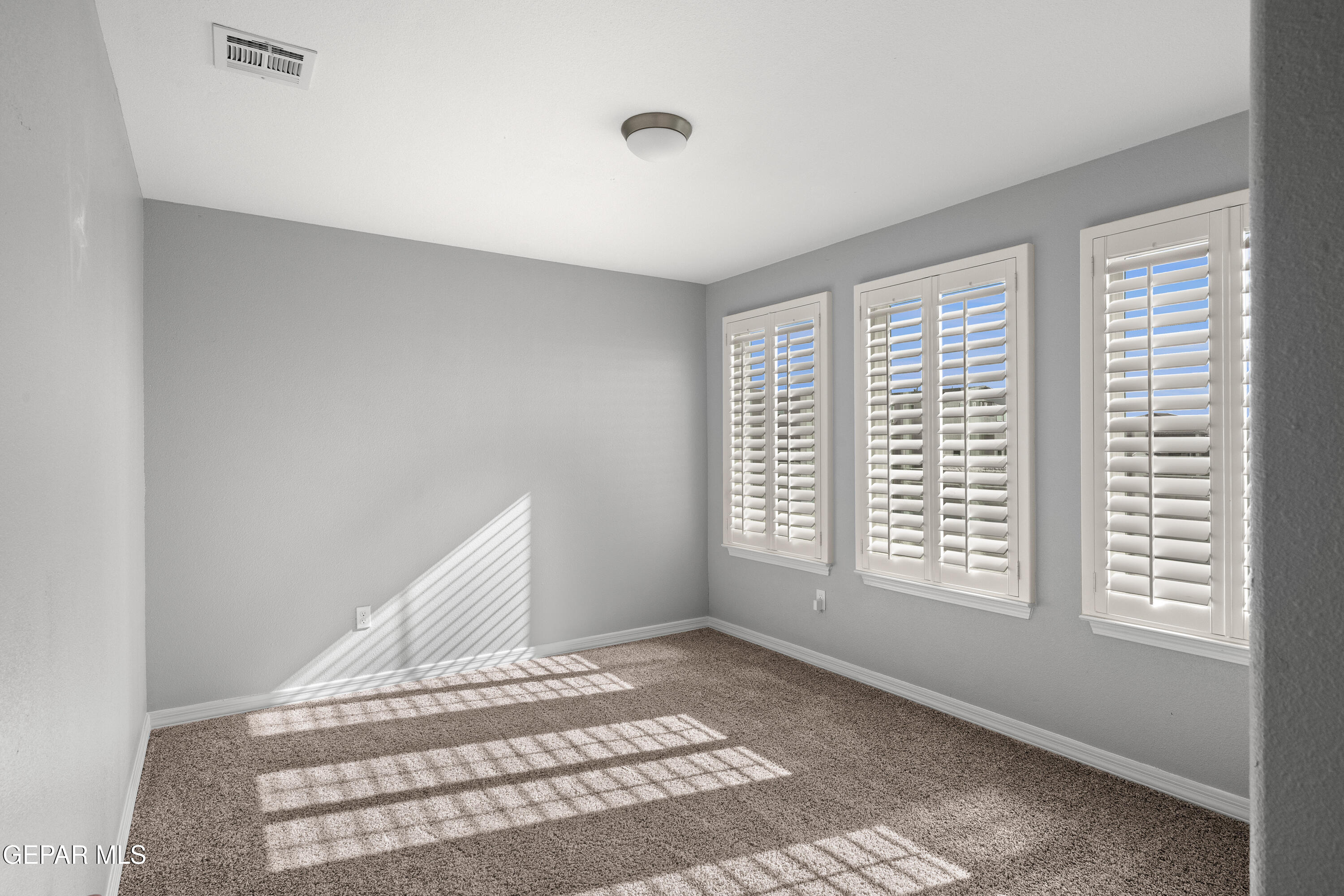 13636 Glen Vista Lane