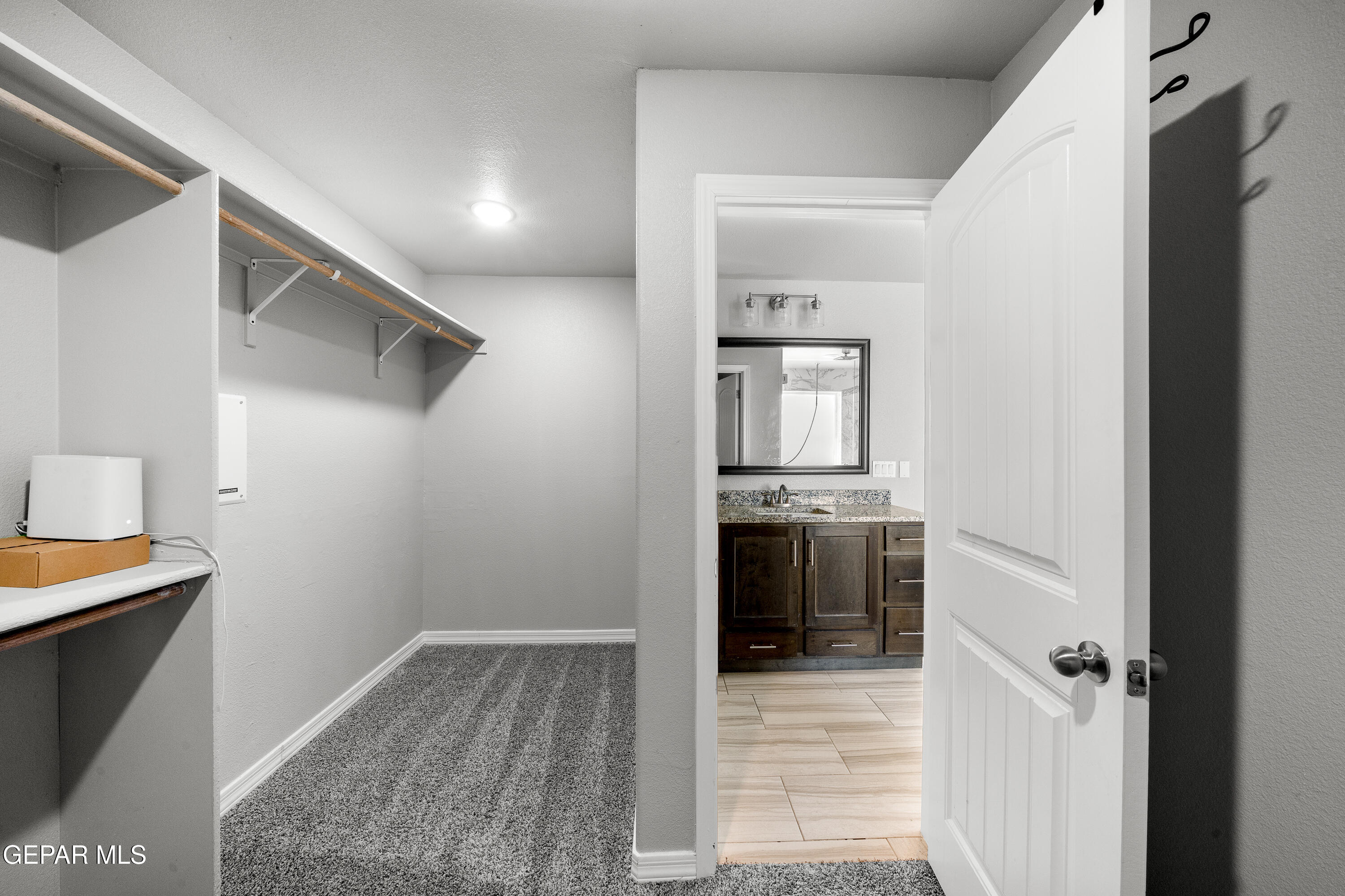 13636 Glen Vista Lane