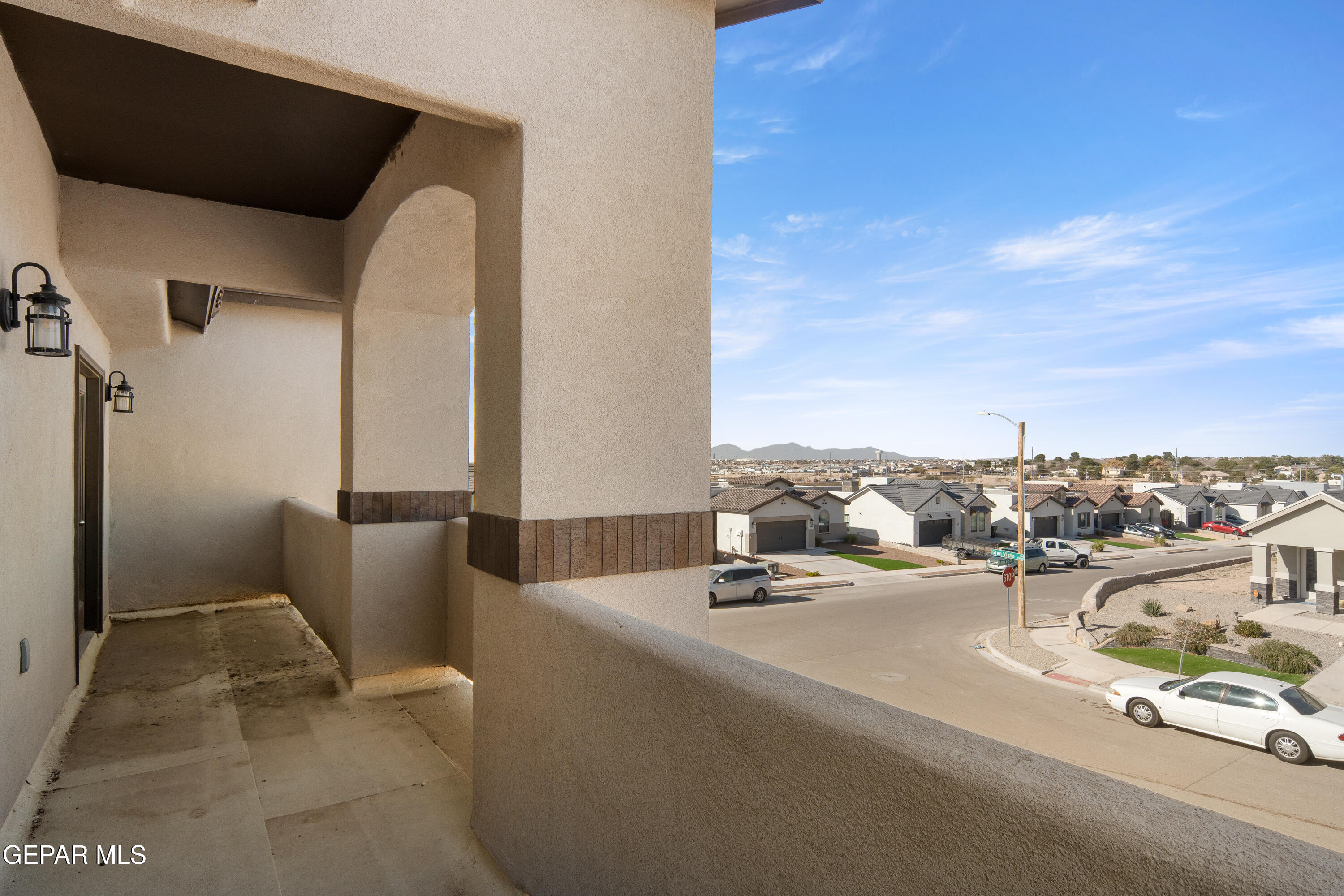 13636 Glen Vista Lane