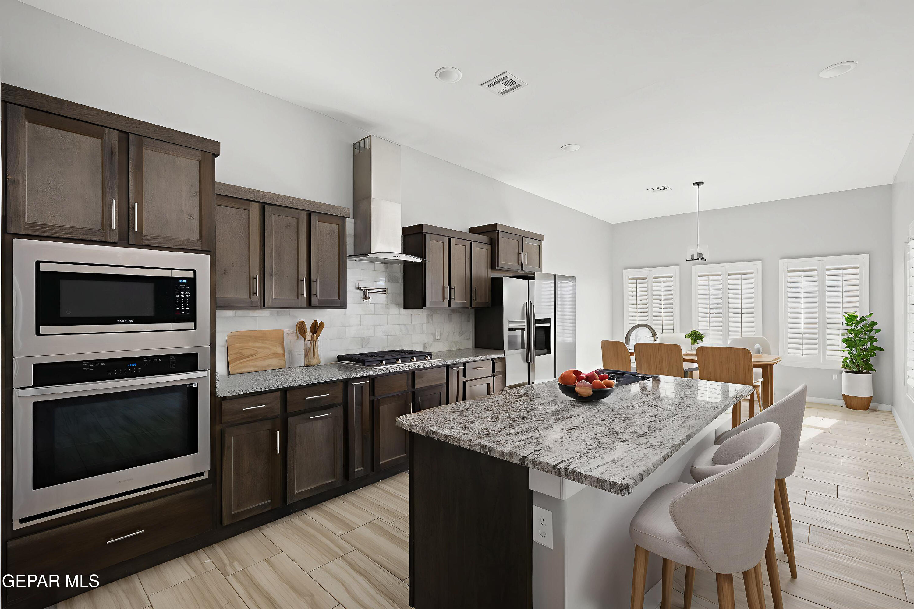 13636 Glen Vista Lane